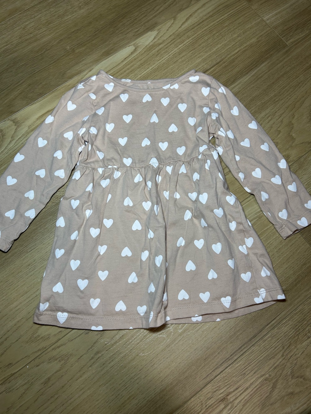 H&M Beige Heart Print Long Sleeve Dress